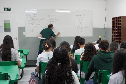 Aulas presenciais em sala